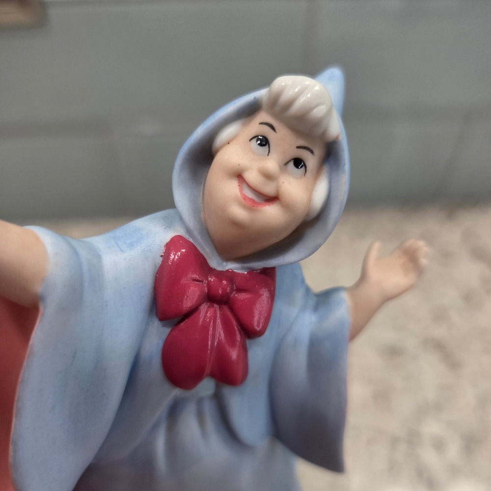 Disney Cinderella Fairy Godmother Porcelain Figurine Blue Red Bow 4.5 Inch - Picture 7 of 8